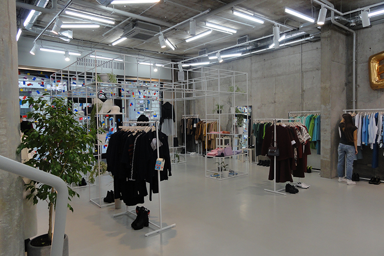 Магазин "Большой"